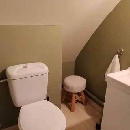 Pilea, Maison A La Campagne Avec Grand Jardin